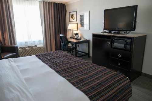 Country Inn & Suites by Radisson, Effingham, IL image 6